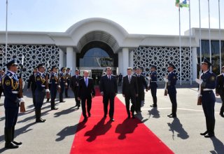 Завершился визит Президента Таджикистана Эмомали Рахмона в Азербайджан